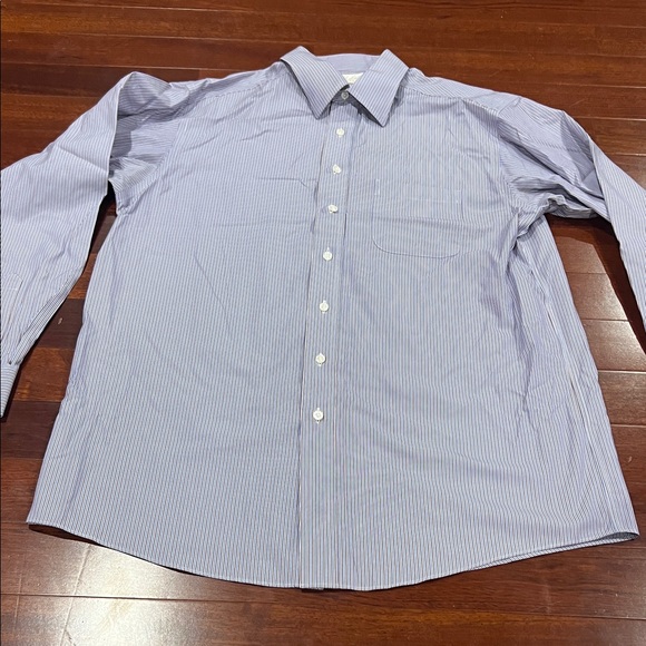 Classic Men's Light Blue Striped Button-Down Shirt - Picture 1 of 3